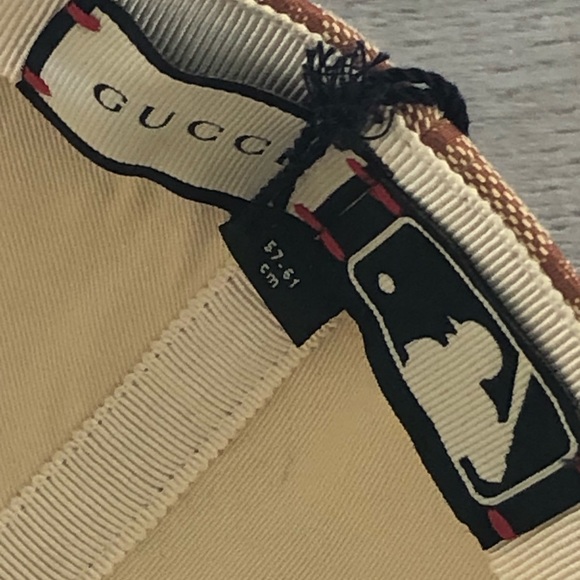 GUCCI x SF Giants Baseball Cap - Picture 3 of 12
